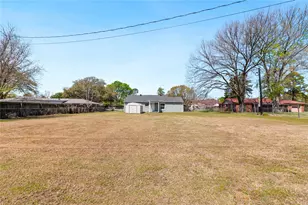 813 N Winnsboro St, Quitman, TX 75783 - Photo 15