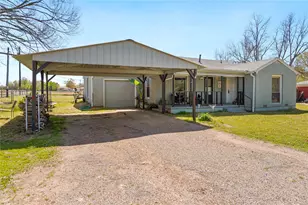 813 N Winnsboro St, Quitman, TX 75783 - Photo 1