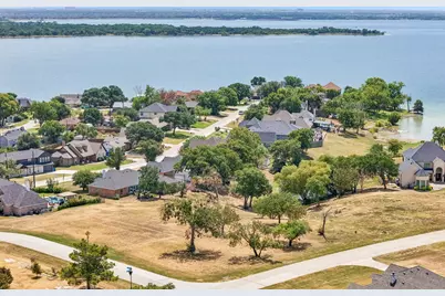 602 Stowe Lane, Lakewood Village, TX 75068 - Photo 9