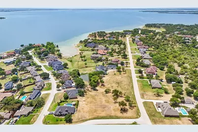602 Stowe Lane, Lakewood Village, TX 75068 - Photo 3