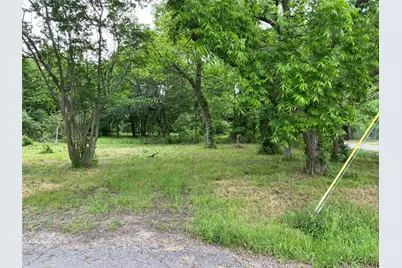 102 Elm Street, Bonham, TX 75418 - Photo 3
