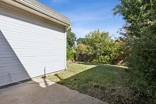 8012 Greenwood Dr, Plano, TX 75025 - Photo 25