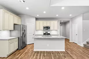 12173 Pearl Bay Ct, Conroe, TX 77304 - Photo 9