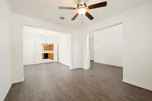 600 Sunfish Dr, Crowley, TX 76036 - Photo 5