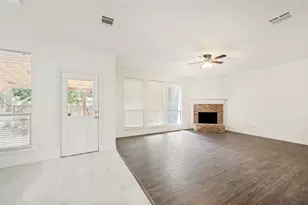 600 Sunfish Dr, Crowley, TX 76036 - Photo 5