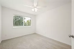 600 Sunfish Dr, Crowley, TX 76036 - Photo 17