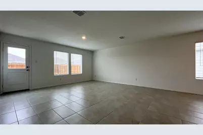 303 Ashbrook Way, Princeton, TX 75407 - Photo 7