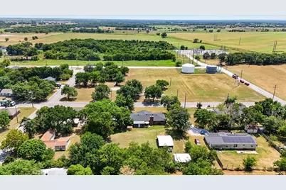 507 W South Street, Whitesboro, TX 76273 - Photo 27