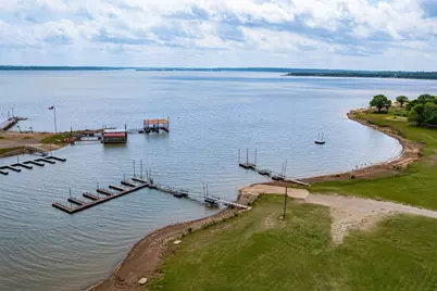 301 Cedar Point Circle, Gordonville, TX 76245 - Photo 9