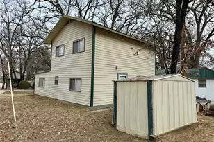 301 Cedar Point Cir, Gordonville, TX 76245 - Photo 11
