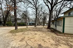 301 Cedar Point Cir, Gordonville, TX 76245 - Photo 33