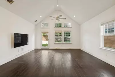 629 Bishop Heights Lane, Dallas, TX 75208 - Photo 5