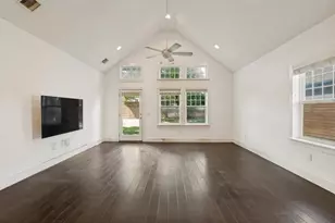629 Bishop Heights Ln, Dallas, TX 75208 - Photo 5