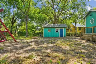 816 W Congress St, Denton, TX 76201 - Photo 35