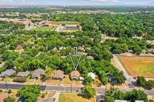 816 W Congress St, Denton, TX 76201 - Photo 37