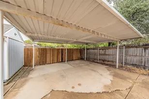 2821 Cheyenne St, Irving, TX 75062 - Photo 35