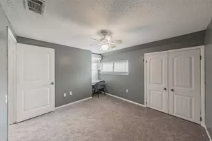 2821 Cheyenne St, Irving, TX 75062 - Photo 23