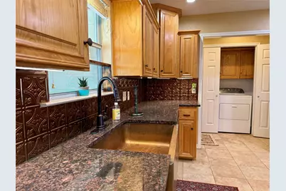 107 Ridgeview, Whitney, TX 76692 - Photo 5
