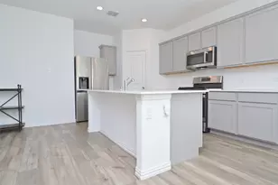 14853 Holster Trl, Fort Worth, TX 76052 - Photo 9