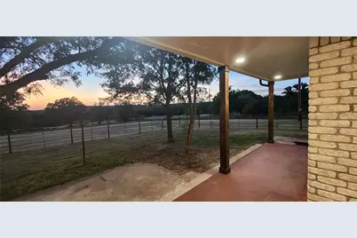 648 County Road 1591, Sunset, TX 76270 - Photo 21