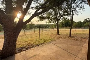 648 Co Rd 1591, Sunset, TX 76270 - Photo 35