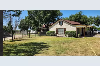 648 County Road 1591, Sunset, TX 76270 - Photo 25