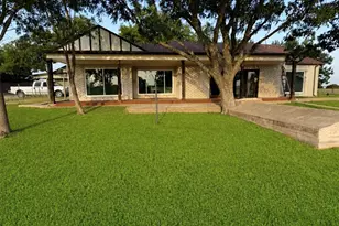 648 Co Rd 1591, Sunset, TX 76270 - Photo 5