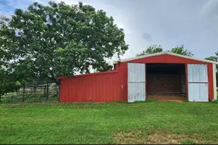 648 Co Rd 1591, Sunset, TX 76270 - Photo 21