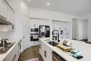 2005 Saints Row, Wylie, TX 75098 - Photo 9