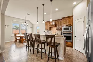 116 Camouflage Cir, Willow Park, TX 76008 - Photo 9