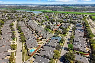 8609 Old Oak Dr, Irving, TX 75063 - Photo 19