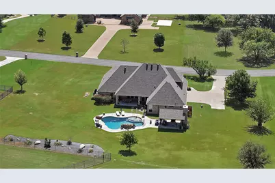 220 Pinnacle Peak Lane, Weatherford, TX 76087 - Photo 35