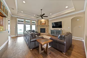 220 Pinnacle Peak Ln, Weatherford, TX 76087 - Photo 5