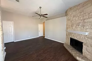 10206 Shayna Dr, Dallas, TX 75217 - Photo 5