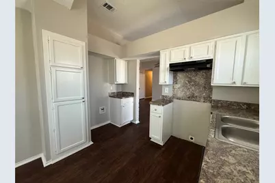 10206 Shayna Drive, Dallas, TX 75217 - Photo 7