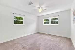 403 E Huitt Ln, Euless, TX 76040 - Photo 17