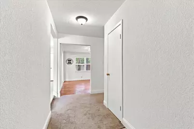 403 E Huitt Lane, Euless, TX 76040 - Photo 3