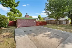 13545 Flagstone Ln, Dallas, TX 75240 - Photo 3