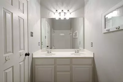 5525 Pebble Court, McKinney, TX 75072 - Photo 13