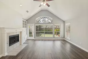 5525 Pebble Ct, McKinney, TX 75072 - Photo 5