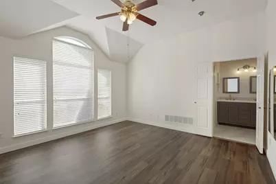 5525 Pebble Court, McKinney, TX 75072 - Photo 9