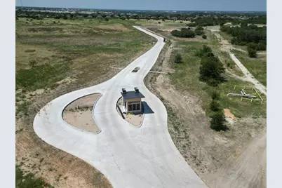 272 Heritage Park Drive, Weatherford, TX 76087 - Photo 9