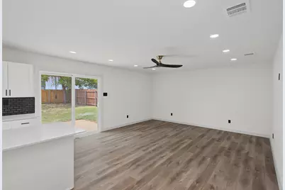 1101 Fouts Drive, Irving, TX 75061 - Photo 15