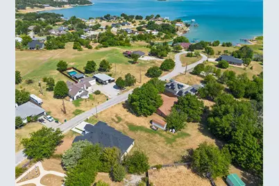 126 Port O Call Court, Runaway Bay, TX 76426 - Photo 37