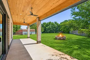 126 Port O Call Ct, Runaway Bay, TX 76426 - Photo 31