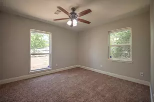 611 S Dallas St, Palmer, TX 75152 - Photo 17
