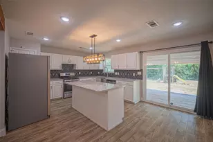 611 S Dallas St, Palmer, TX 75152 - Photo 3