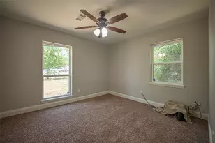 611 S Dallas St, Palmer, TX 75152 - Photo 17