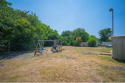 611 S Dallas Street, Palmer, TX 75152 - Photo 27
