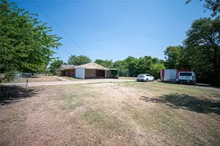 611 S Dallas St, Palmer, TX 75152 - Photo 23